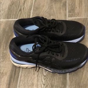 Asics Gel- Hayano 25